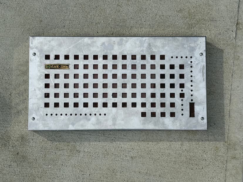 Xtant 2200 image 1